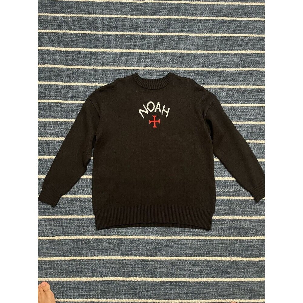 Noah Sweater Size XL Black